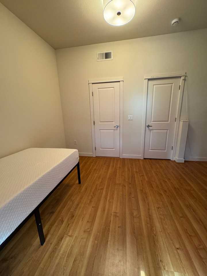179 Cahill Park Dr - Photo 4 of 6