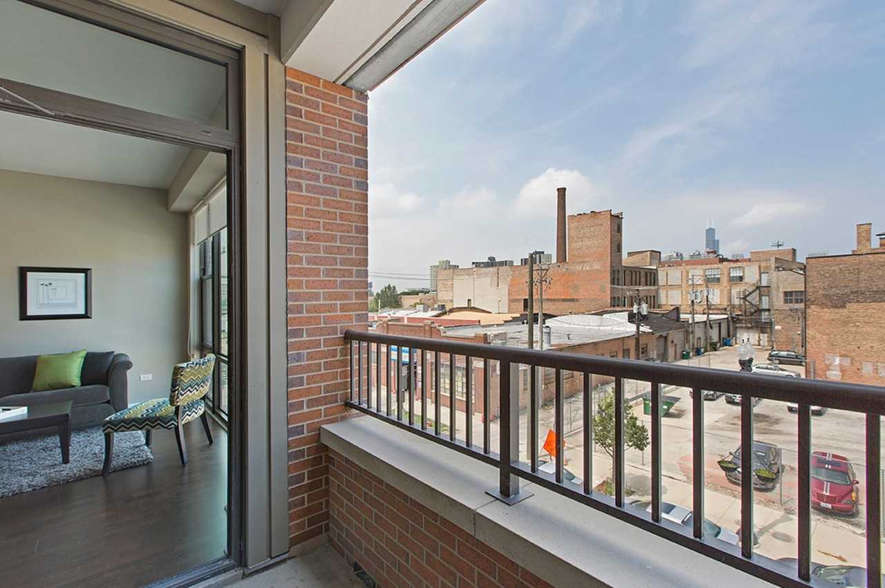 2313 S Michigan Ave - Photo 7 of 12