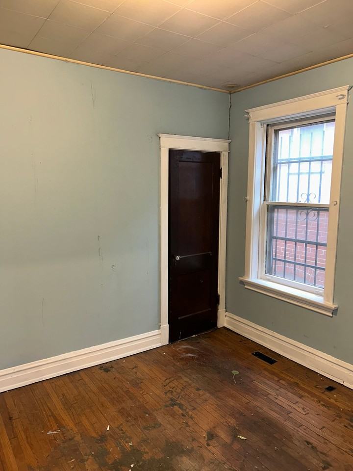 4845 Anderson Ave - Photo 5 of 12