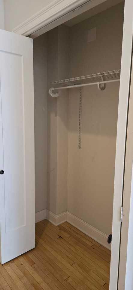 148 Clinton St #3B - Photo 4 of 8