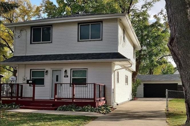 621 E Granger Ave - Photo 2 of 16
