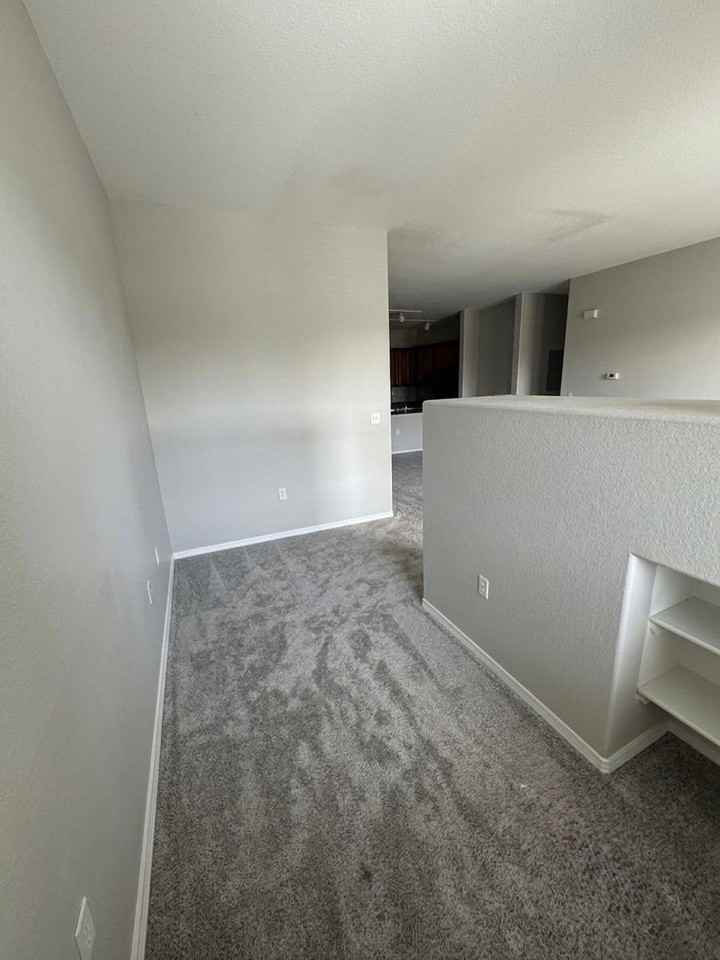 8489 Canyon Rim Cir - Photo 2 of 5