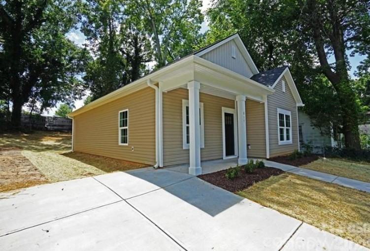 817 W Davidson Ave #NA - Photo 2 of 15