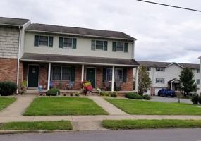 featured image of 710 Priestley Townhouse Ct #710