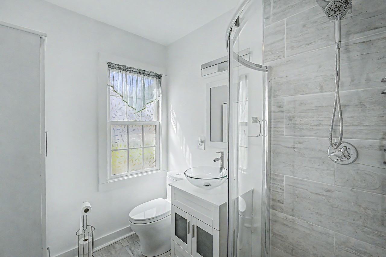 33 Captain Murphys Way #A - Photo 4 of 12