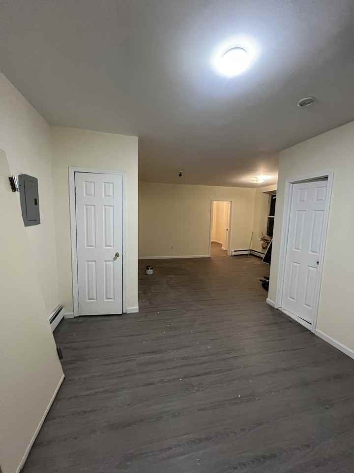 651 Vermont St #2R - Photo 3 of 6