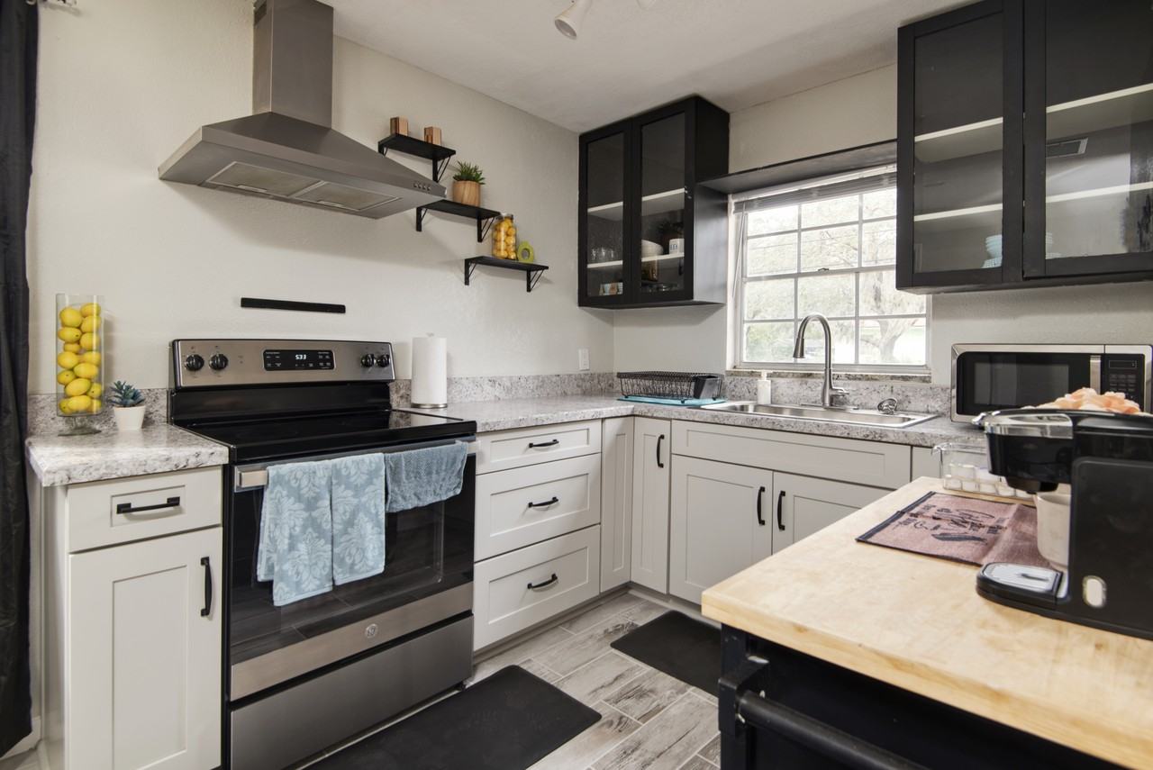 4303 Walis Pl #NA - Photo 4 of 14