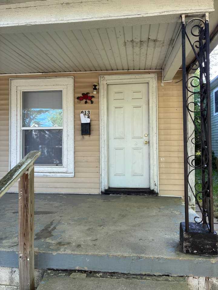 913 N Keystone Ave #NA - Photo 3 of 16
