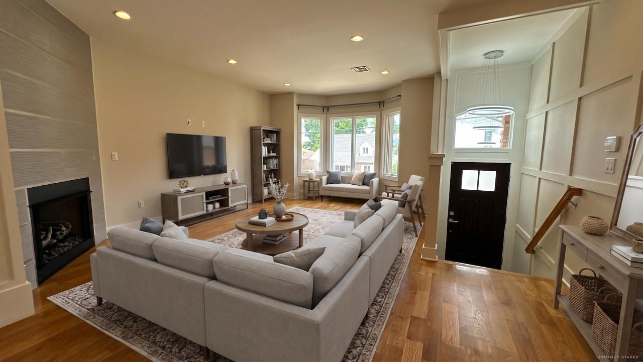 228 Lawton Ave #1 - Photo 2 of 19