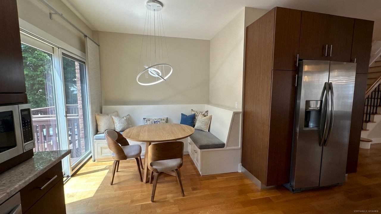 228 Lawton Ave #1 - Photo 5 of 19