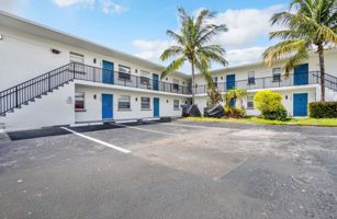 featured image of 1015 Ne 17th Ave