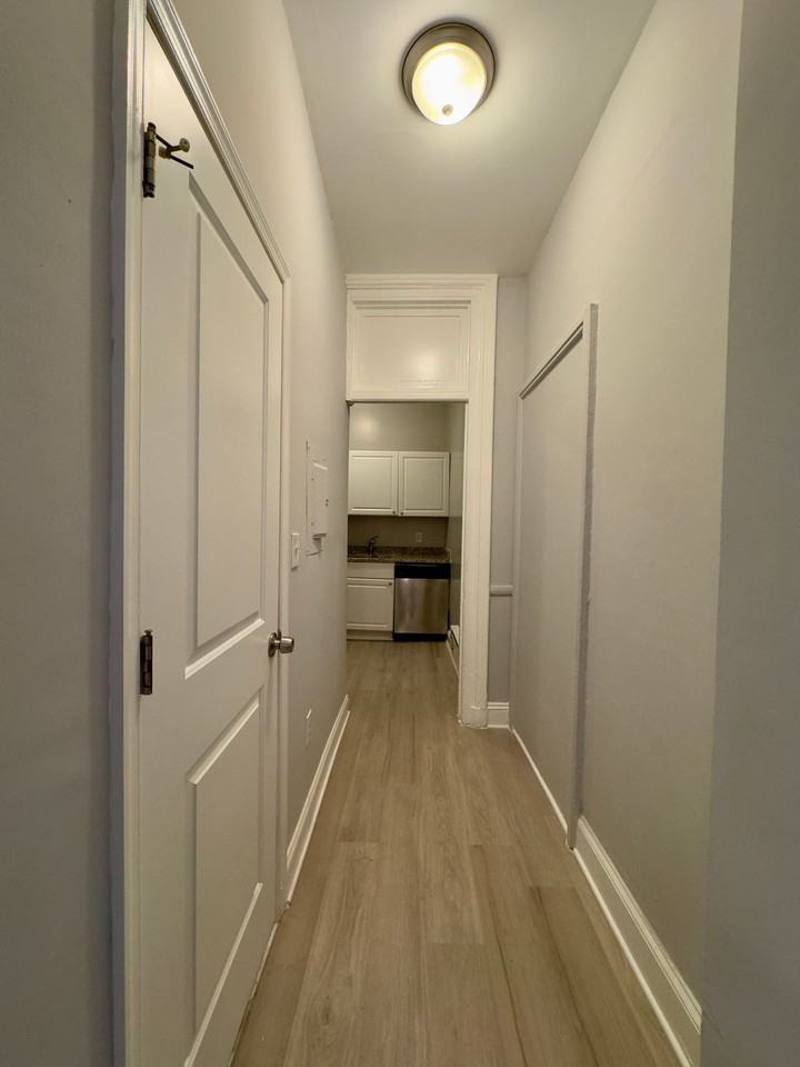 For Rent: Urban Luxury at 914 N. Charles St – Your City Lifestyle Awaits! - Photo 7 of 46