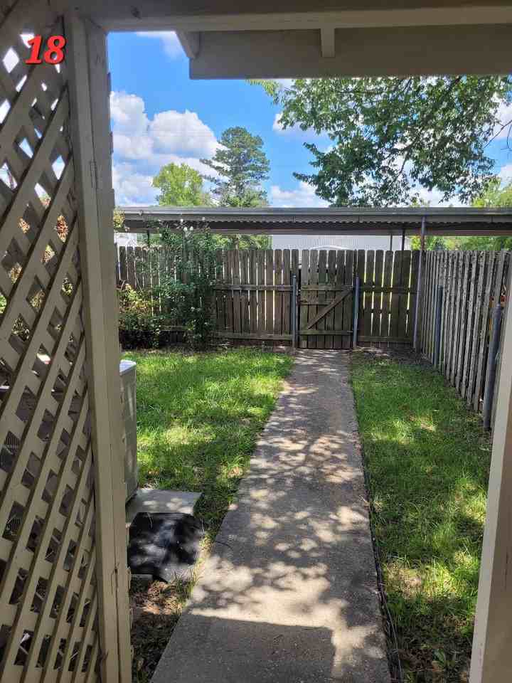 306 Thomas Jefferson Dr #306 - Photo 2 of 17