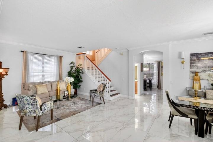 5029 Starblaze Drive - Photo 7 of 8