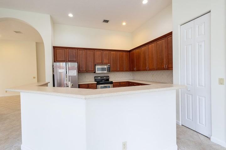 6428 Garden Court