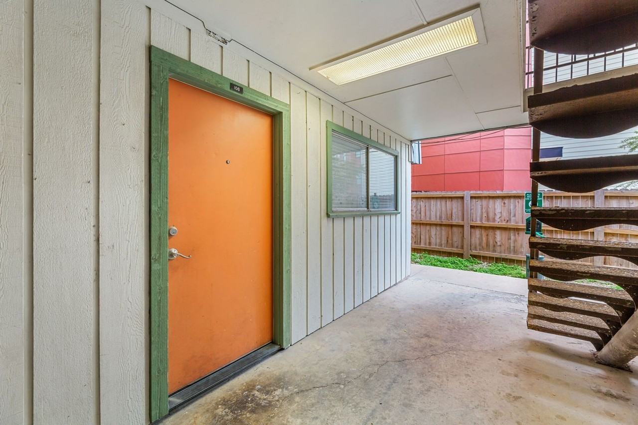 Nova House - Photo 2 of 42