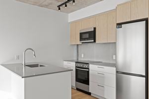 featured image of 5630 Rue De Marseille
