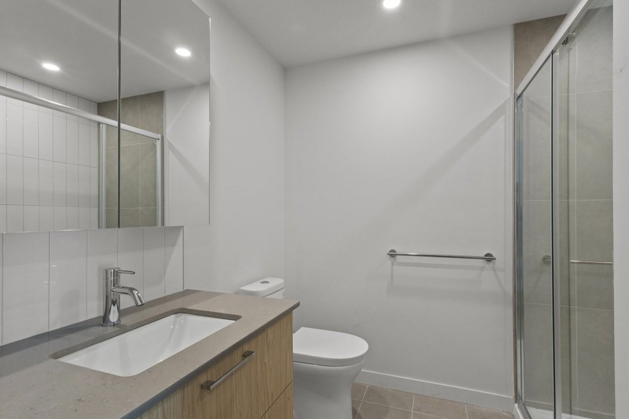 5630 Rue De Marseille - Photo 6 of 7