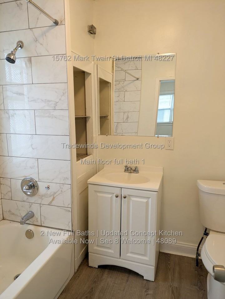 15762 Mark Twain St - Photo 4 of 11