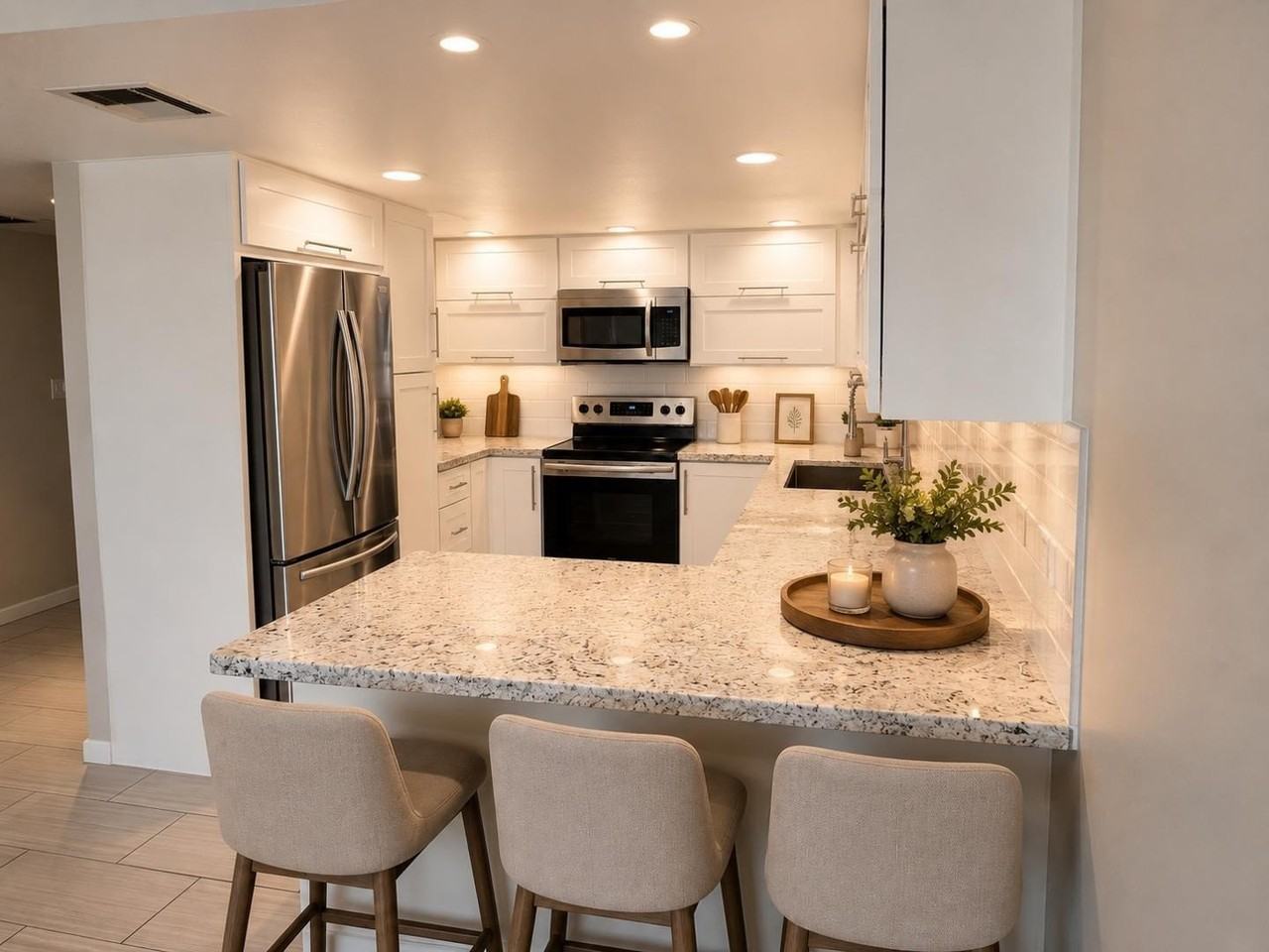 7940 E Camelback Rd #307
