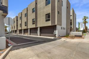 featured image of 4220 N 32nd St #34