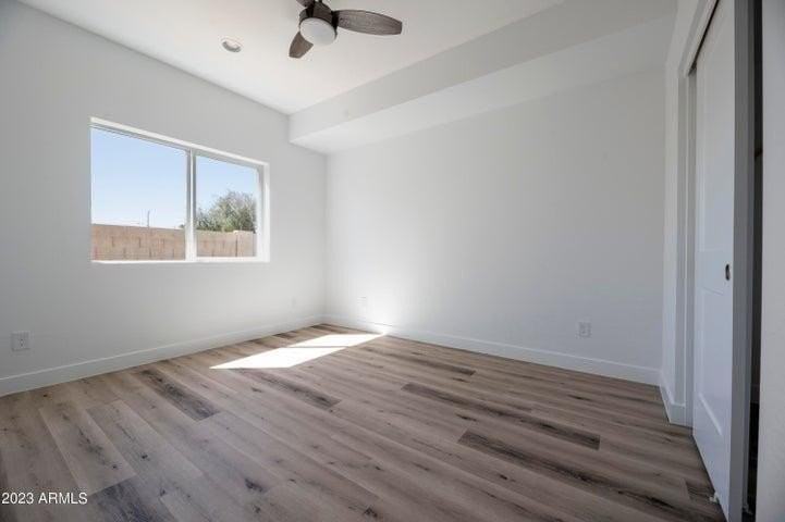 1457 E Taylor St #4 - Photo 2 of 8