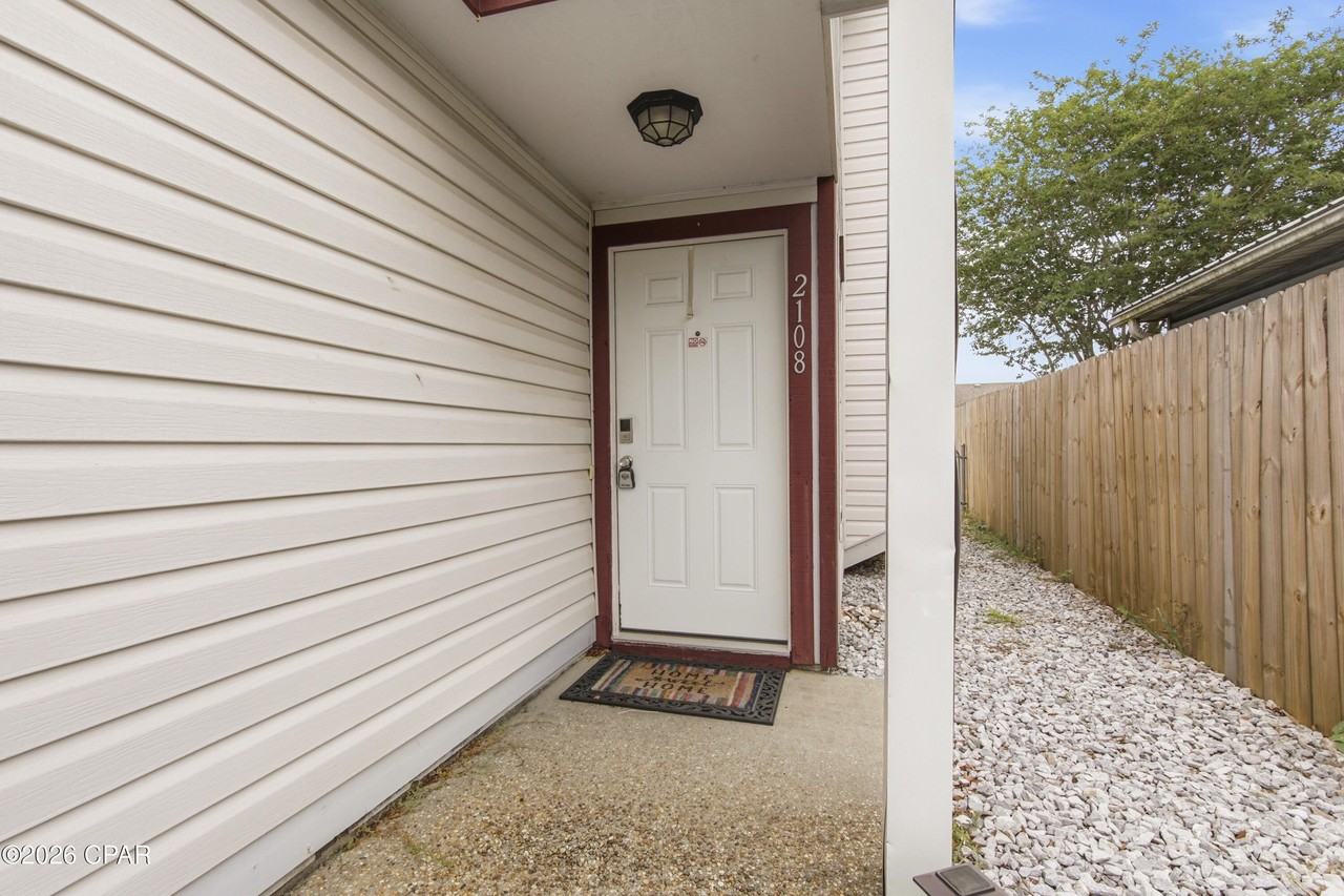 2108 High Ave - Photo 4 of 26