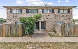 featured image of 2406 Blanco Dr #B