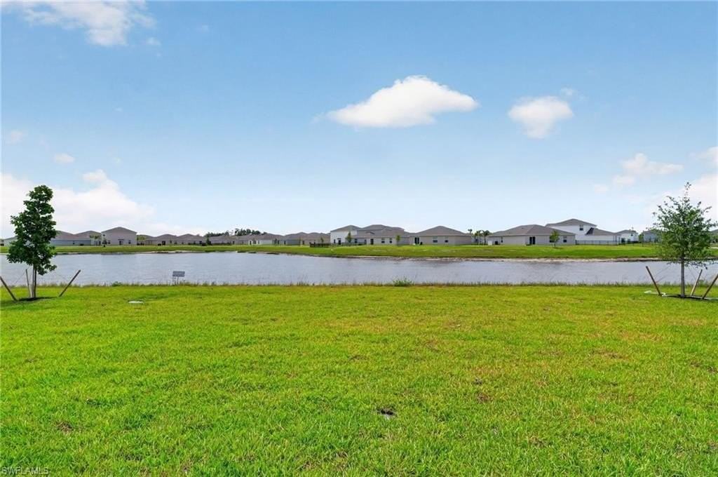 11621 Savanna Lakes Blvd - Photo 2 of 25