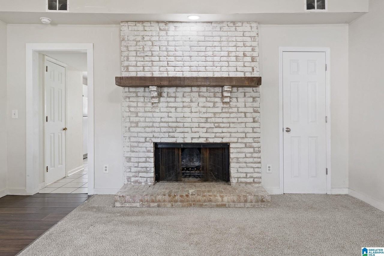 5457 Nottinghill Dr - Photo 3 of 10
