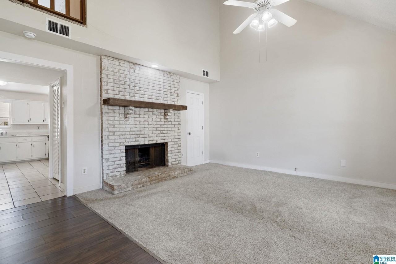 5457 Nottinghill Dr - Photo 4 of 10