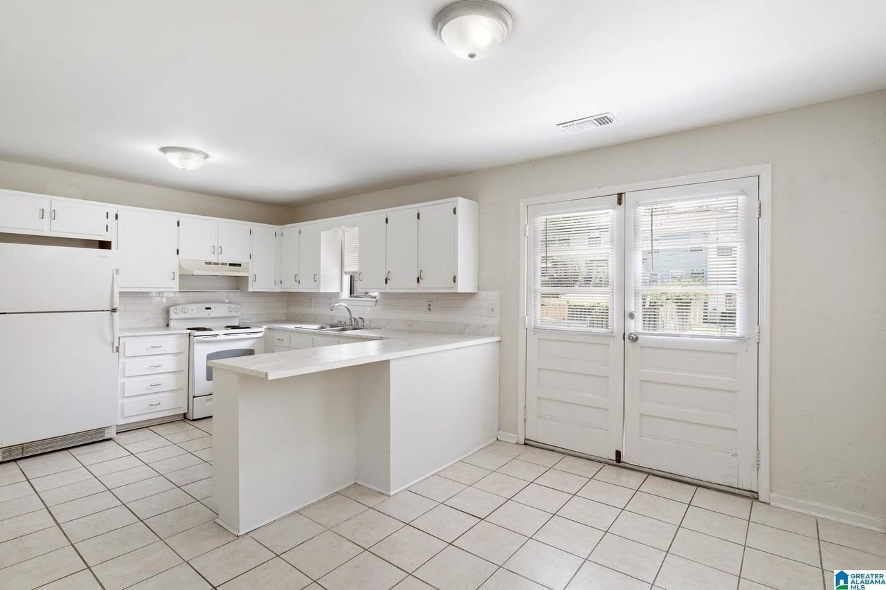 5457 Nottinghill Dr - Photo 5 of 10