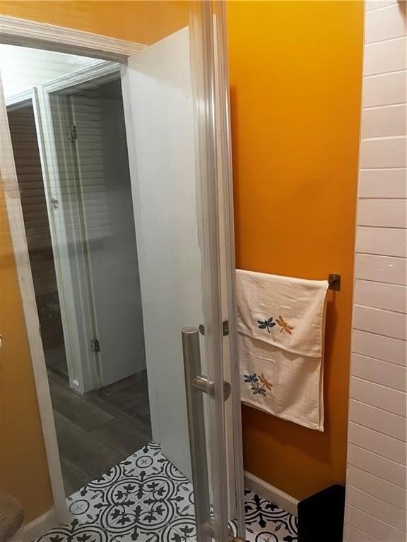 649 Winthrop St - Photo 7 of 10