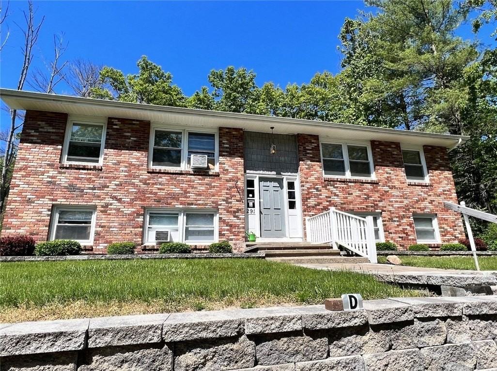 291 Mulberry Ave #D - Photo 3 of 19