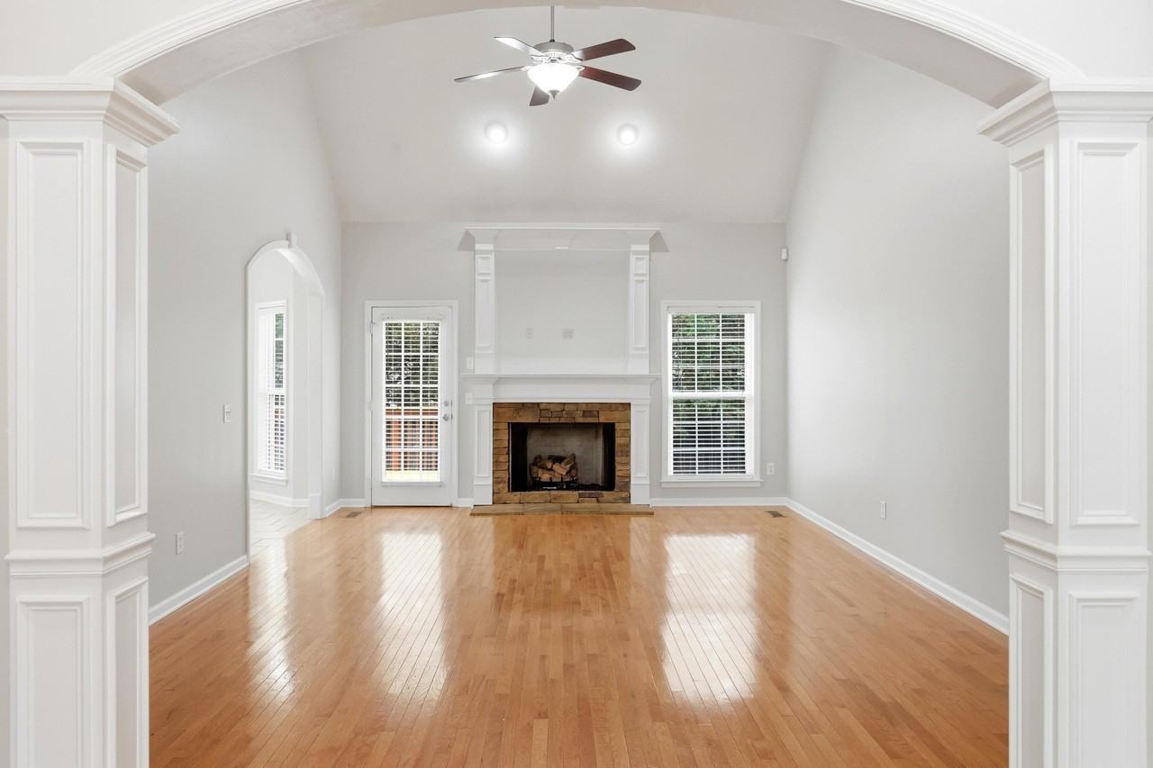 9186 Belleau Ridge Dr - Photo 7 of 33