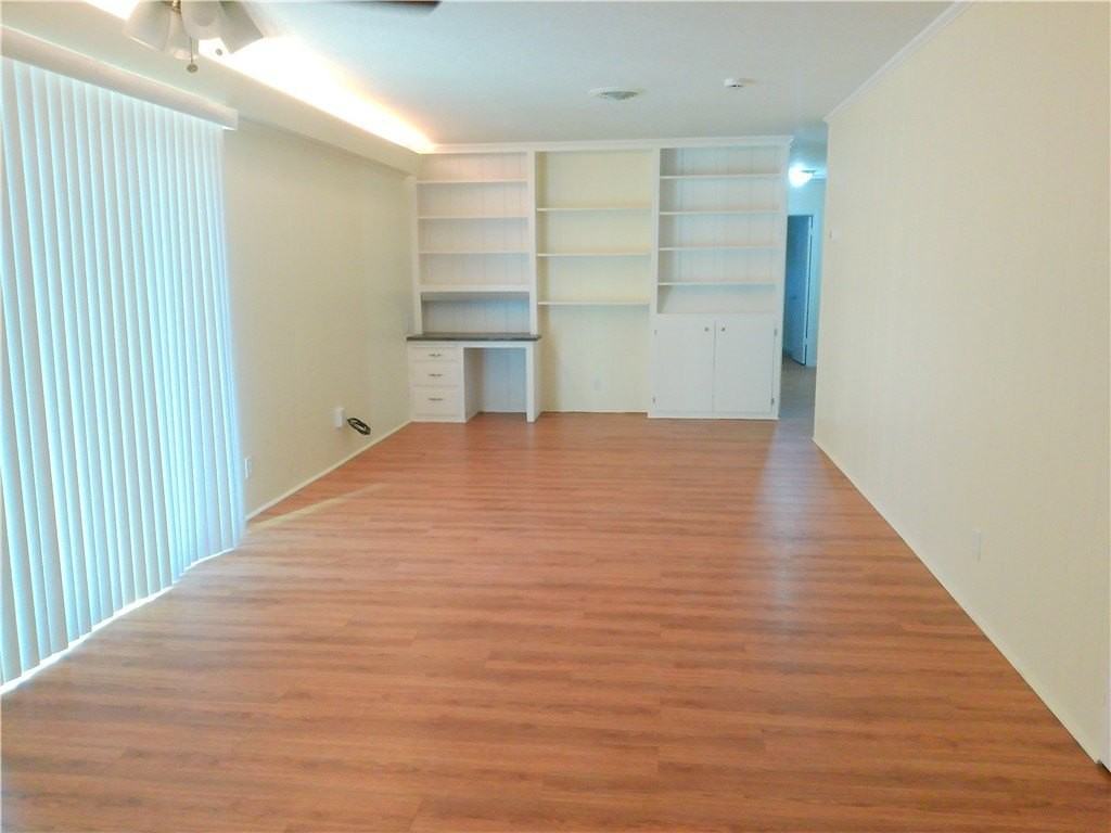 4610 Donegal Dr - Photo 4 of 20