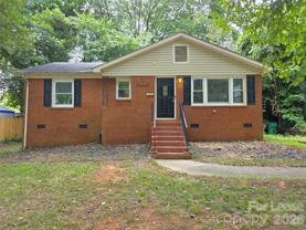 4426 Holbrook Dr - Photo 1 of 1