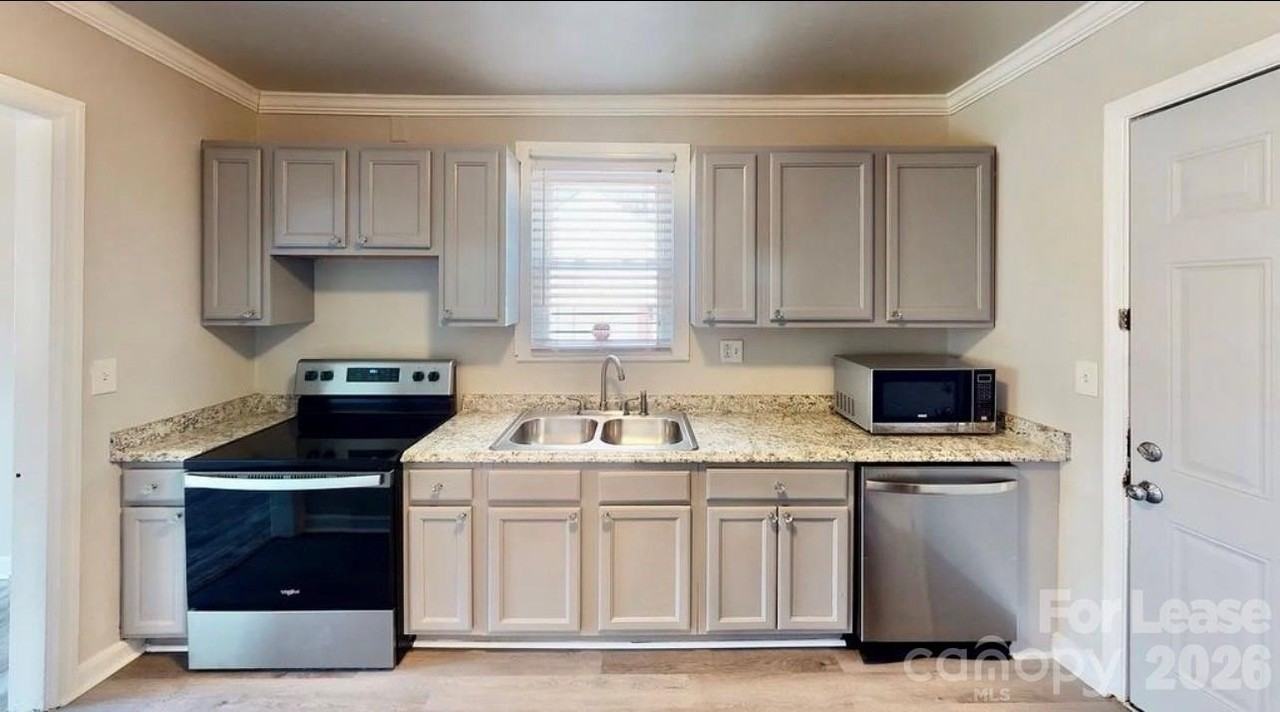 2320 Vanderbilt Rd - Photo 4 of 8