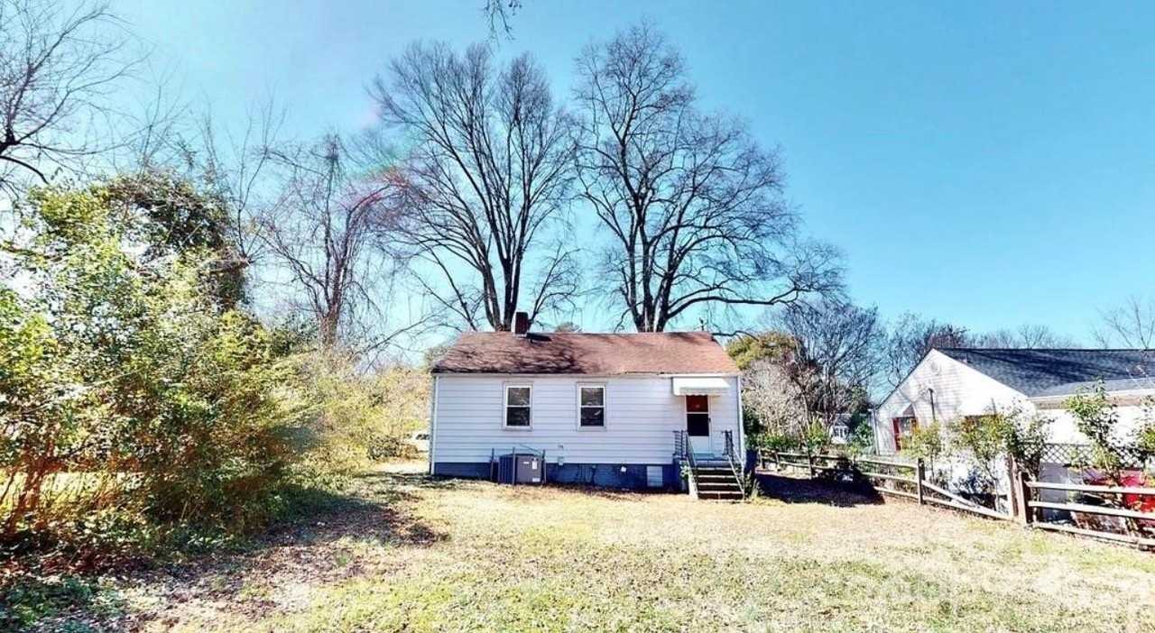 2320 Vanderbilt Rd - Photo 6 of 8