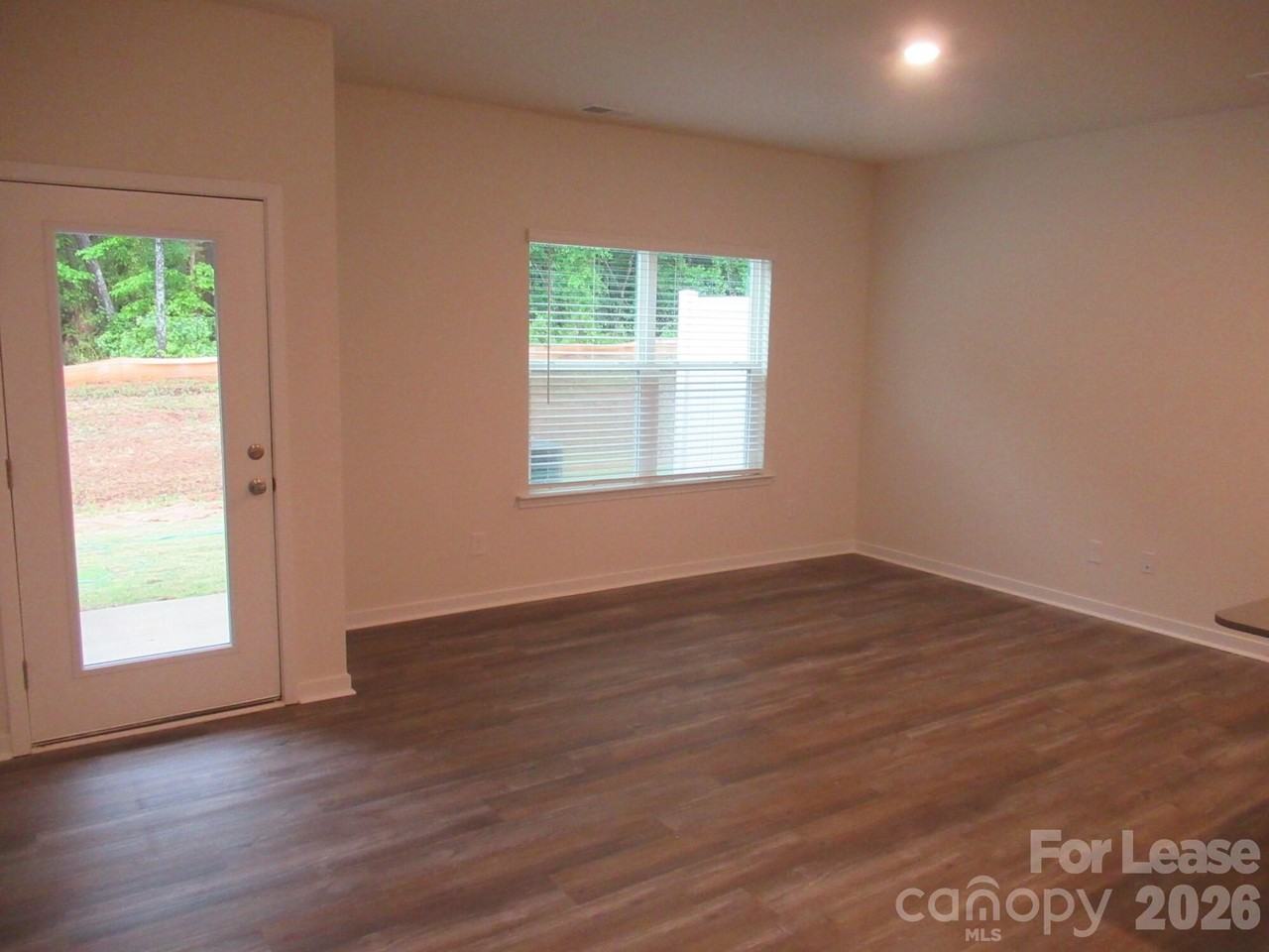 3192 Ora Smith Rd - Photo 5 of 31