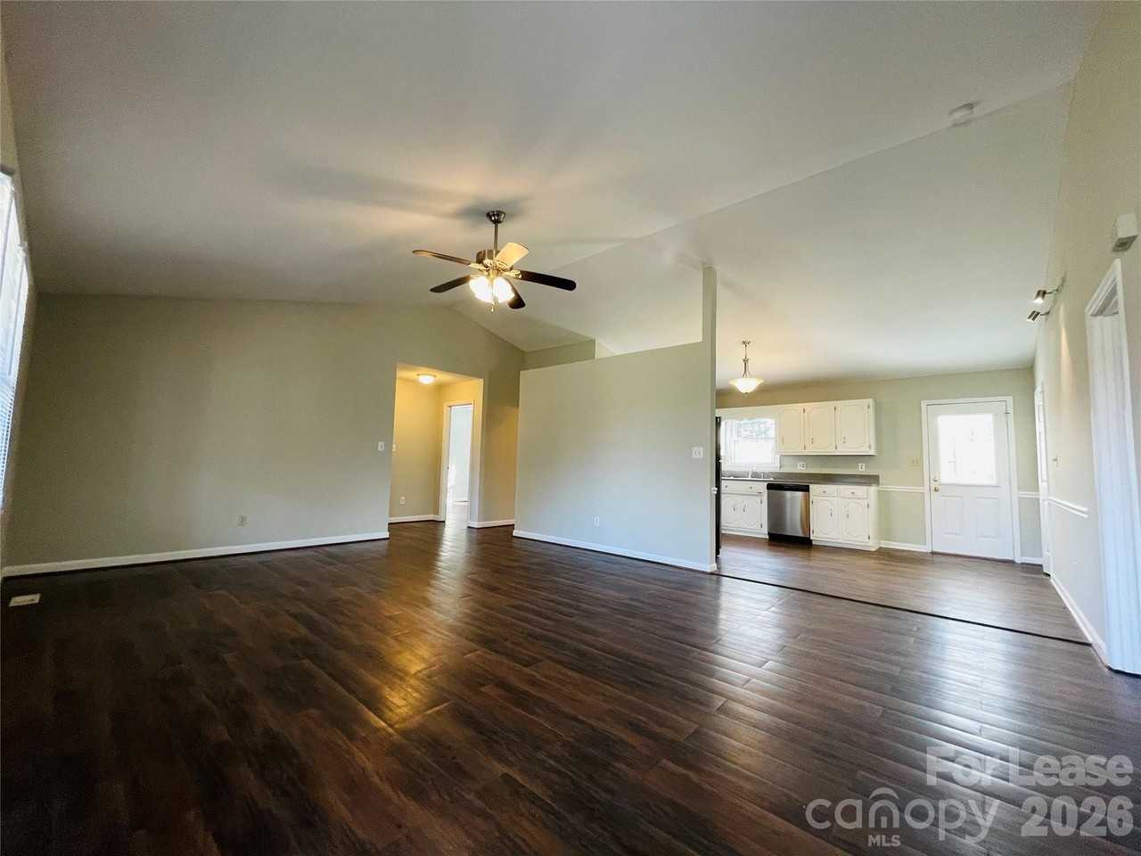 2499 Brookwood Rd - Photo 2 of 12