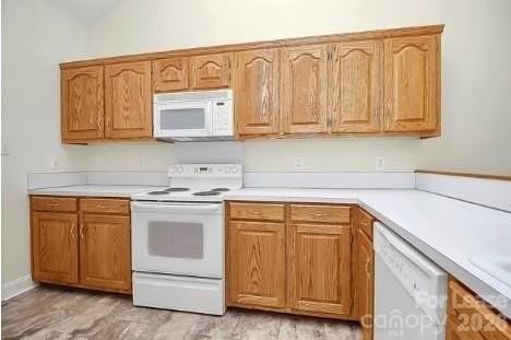 3860 Azalea Trl - Photo 5 of 36
