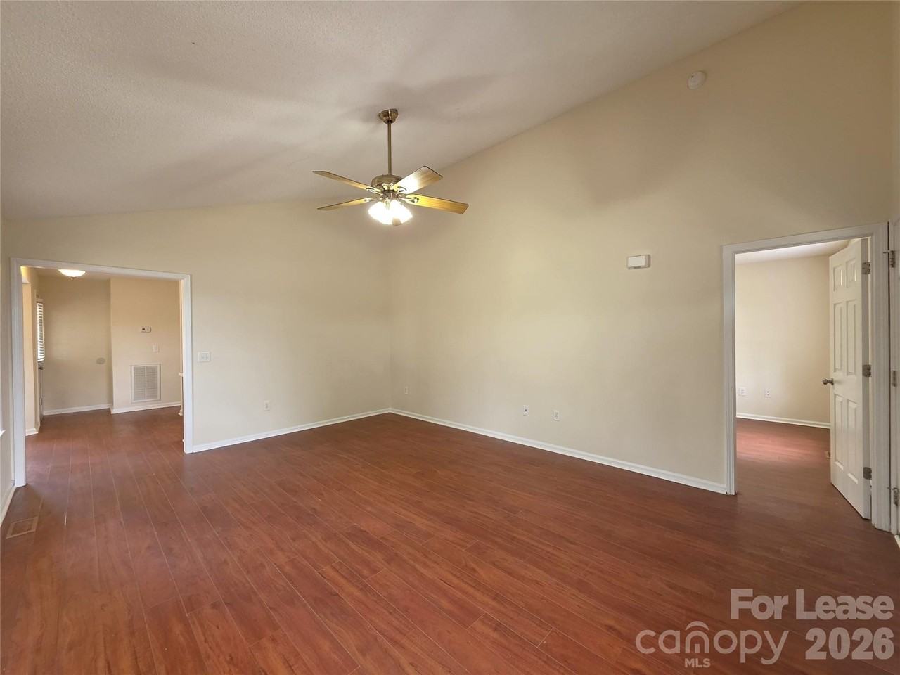 1645 Bernard Ave - Photo 3 of 17