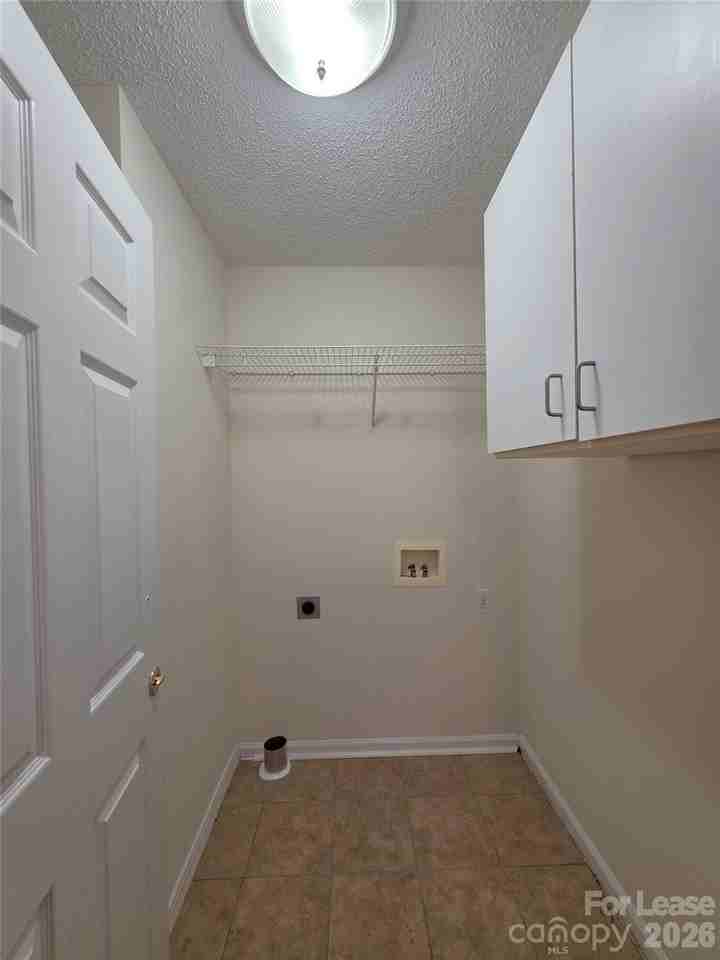 1645 Bernard Ave - Photo 7 of 17