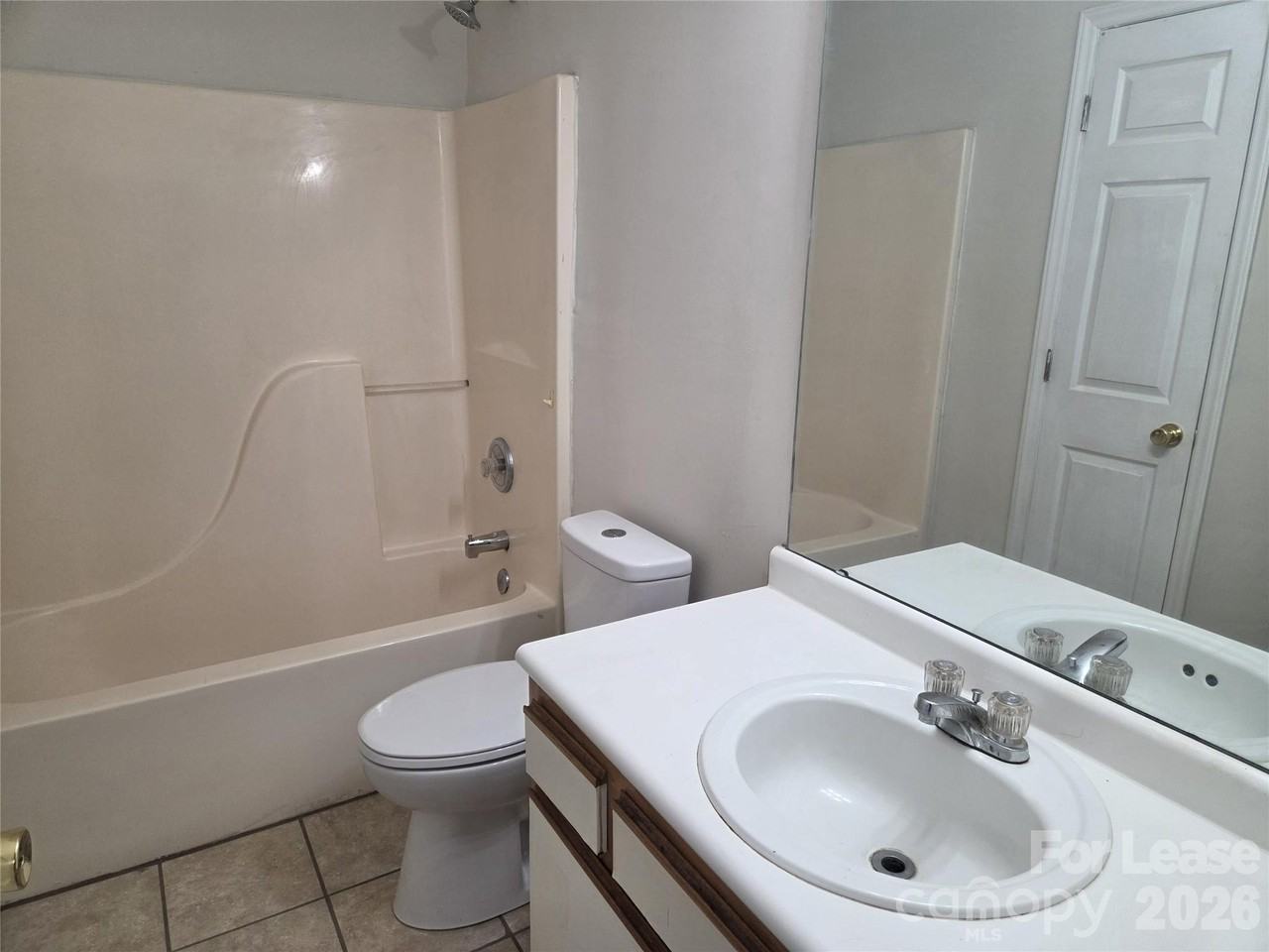 121 Fox Glove Dr - Photo 6 of 13