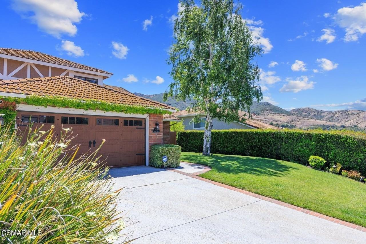 5436 Alfonso Dr - Photo 2 of 48