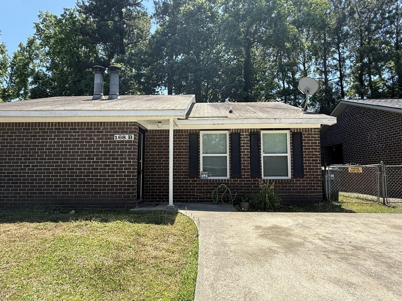 168 Dorchester Manor Blvd #B