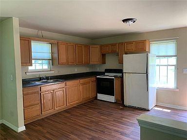 55 Pell DriveHouse B #1 - Photo 2 of 14