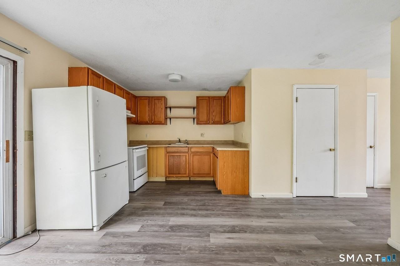 54 Buckridge Rd - Photo 6 of 22
