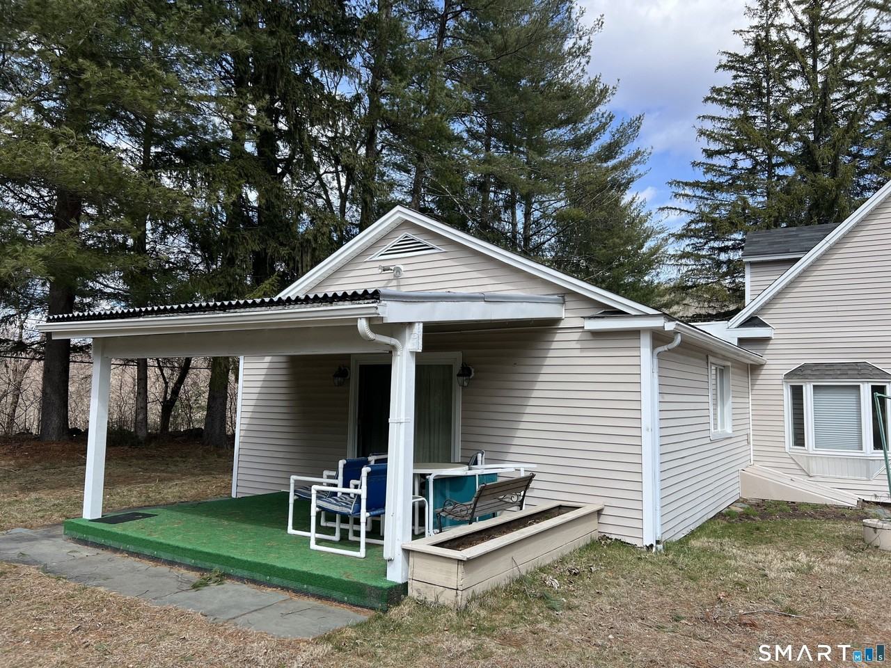 34 South Rd - Photo 2 of 12